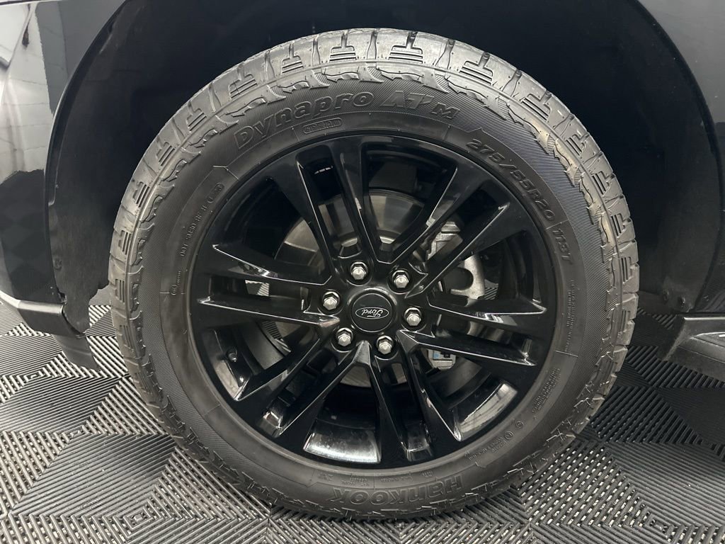 Used 2024 Ford Expedition XLT AWD/4WD image 44