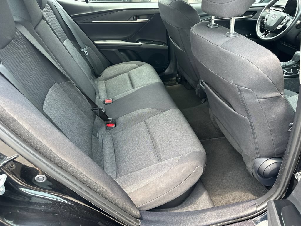 Used 2025 Toyota Camry LE AWD/4WD image 15