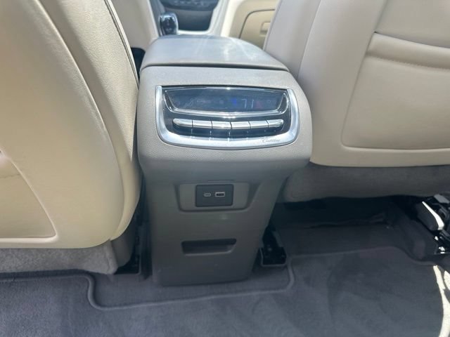 Used 2021 Cadillac XT6 Premium Luxury AWD/4WD image 24