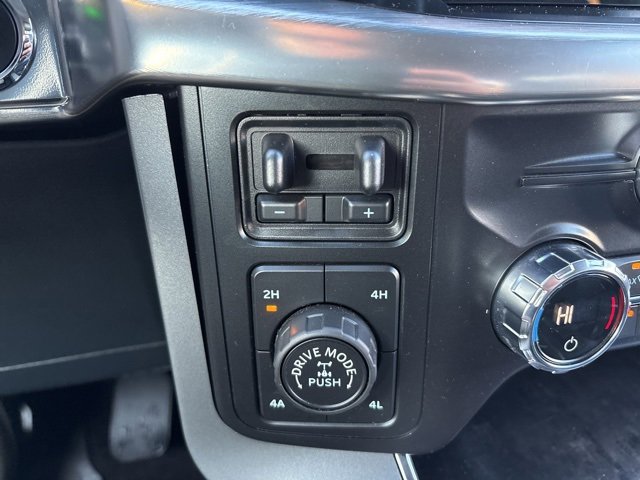 Used 2021 Ford F150 Lariat w/ Equipment Group 502A High image 23