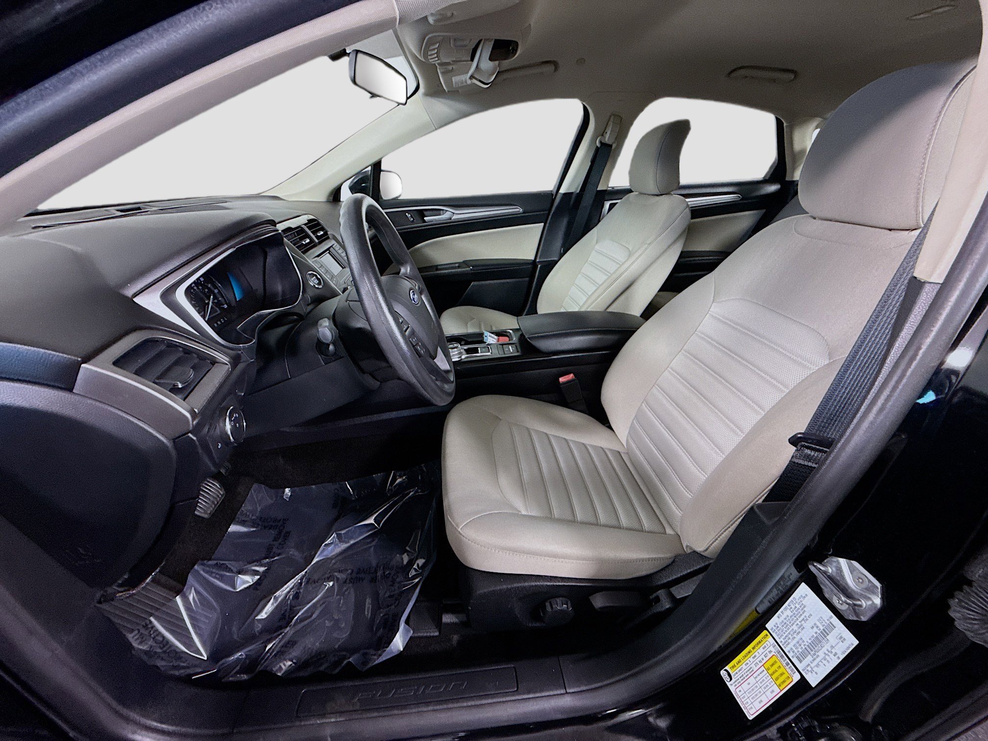 Used 2018 Ford Fusion S image 22