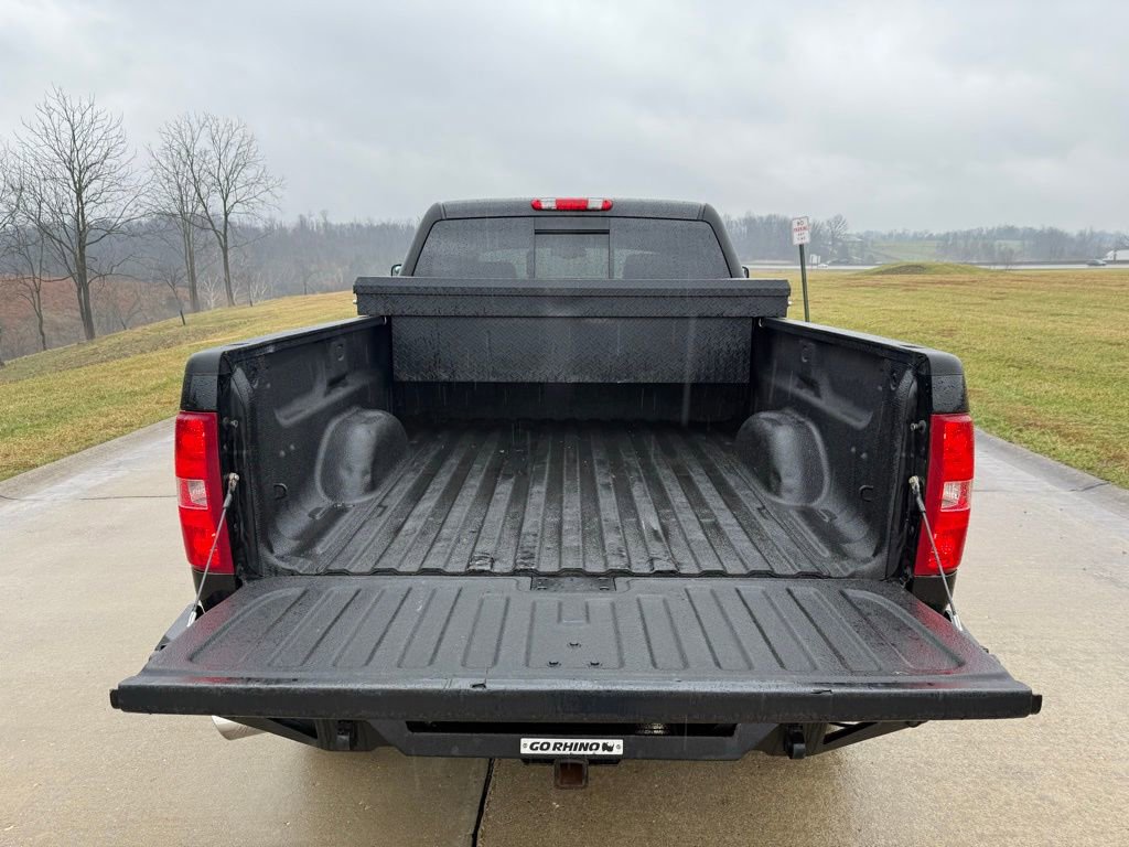 Used 2013 Chevrolet Silverado 2500 LTZ w/ LTZ Plus Package image 5