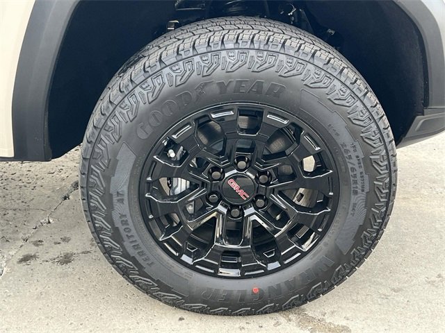 New 2026 GMC Canyon Elevation image 33