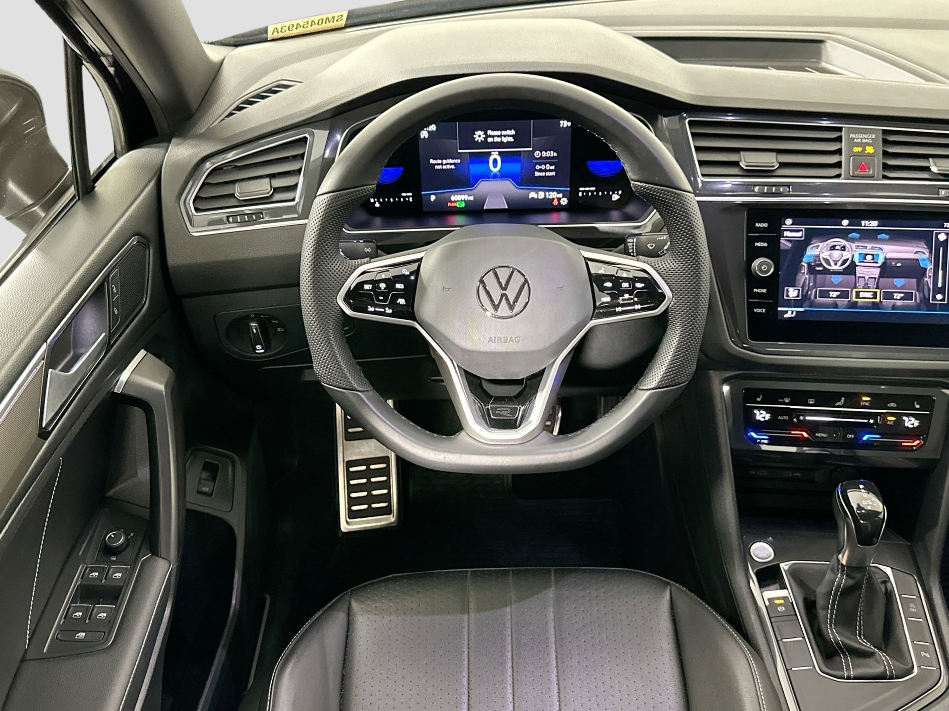 Certified 2022 Volkswagen Tiguan SE R-Line image 46