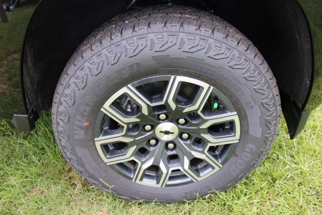 New 2025 Chevrolet Colorado Z71 w/ Technology Package image 27