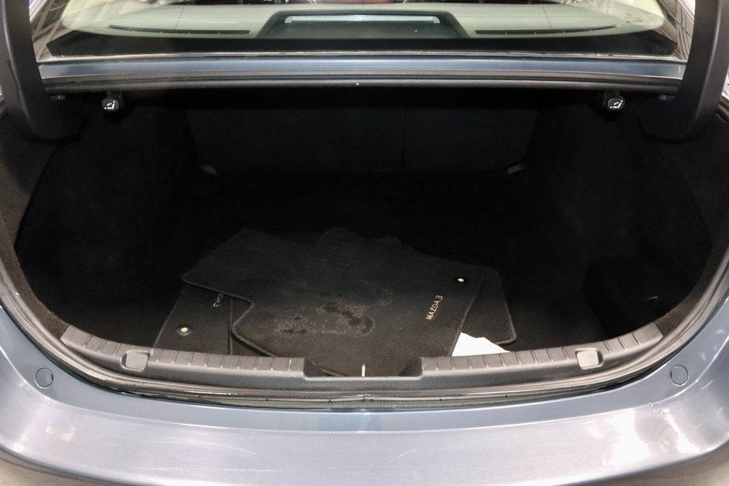 Used 2024 MAZDA MAZDA3 s image 15