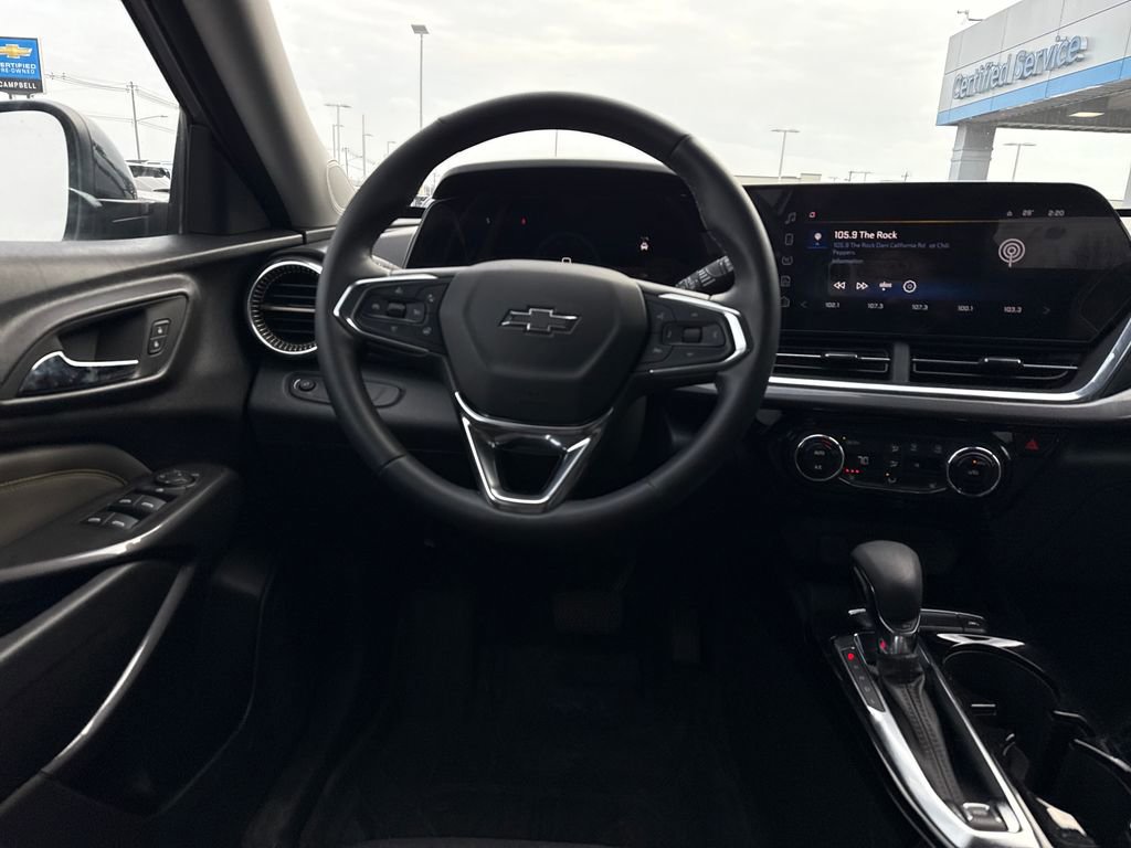 Used 2024 Chevrolet Trax ACTIV image 16