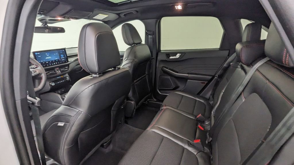 New 2026 Ford Escape ST-Line w/ Tech Pack #1 image 33