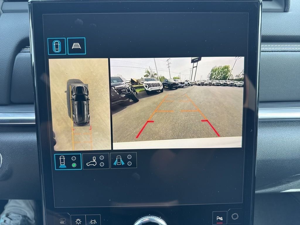 New 2026 GMC Terrain Elevation w/ Technology Package II FWD image 19