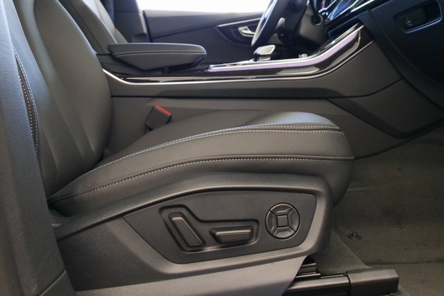 New 2026 Audi Q8 Premium image 17