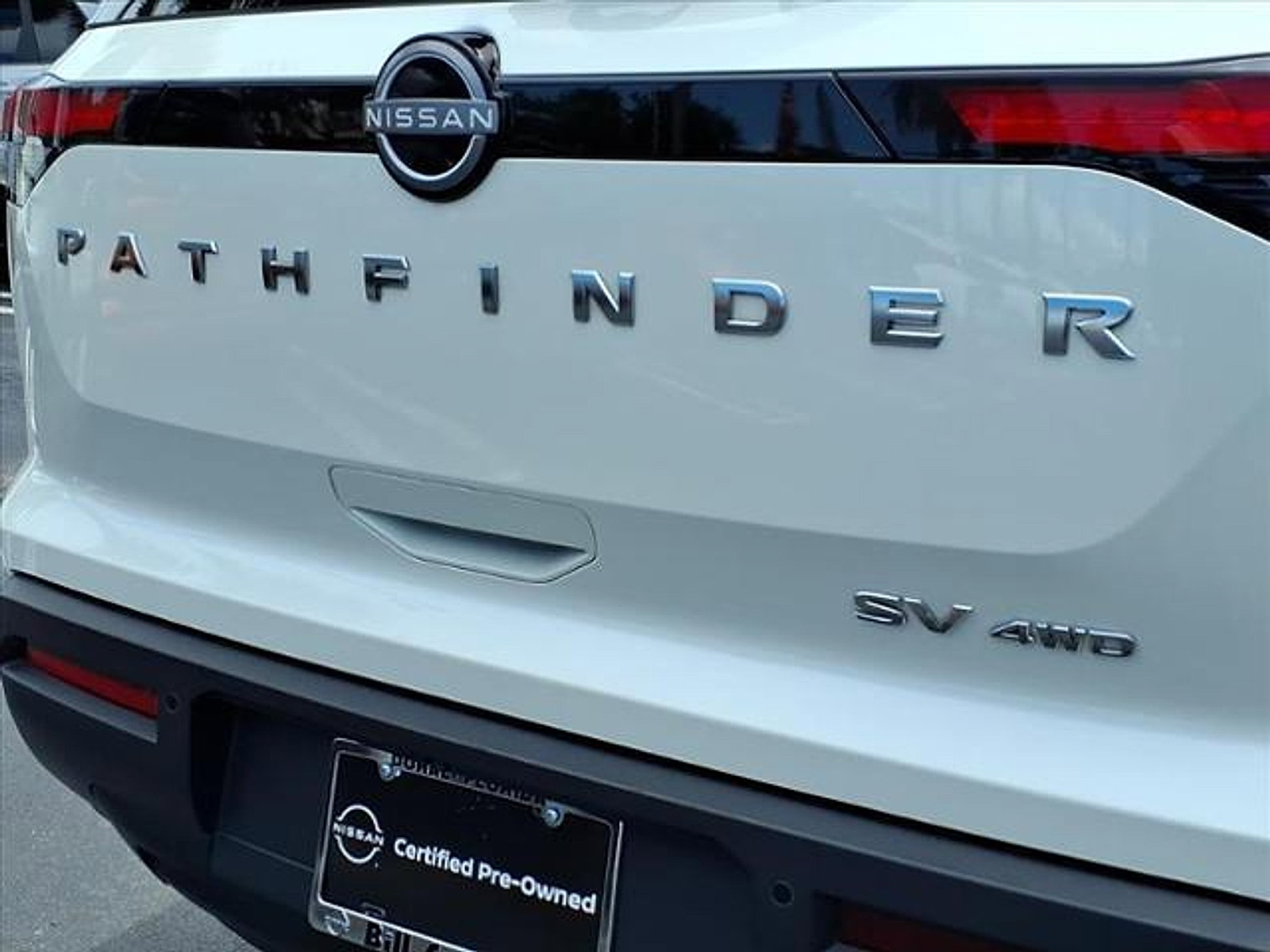 Certified 2024 Nissan Pathfinder SV image 39