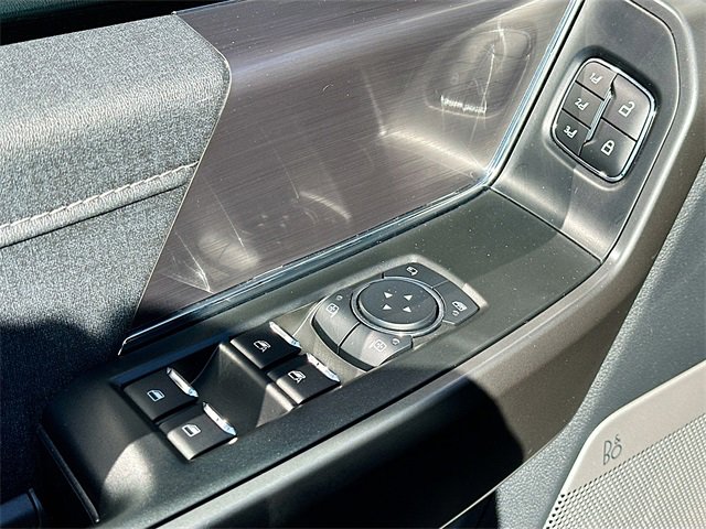 Certified 2025 Ford F150 Lariat w/ Equipment Group 501A Mid image 18