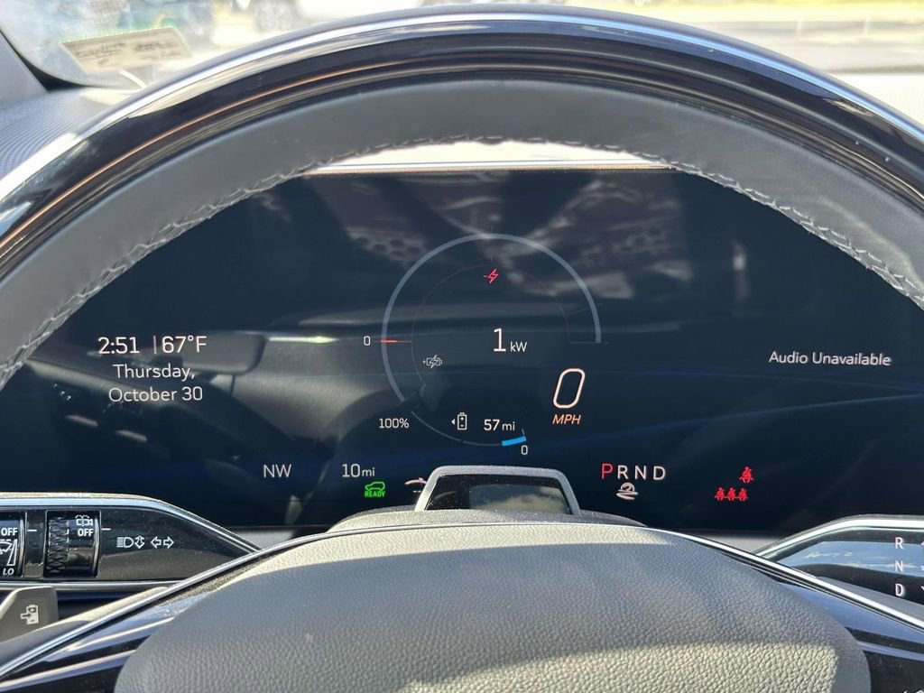 New 2025 Cadillac Optiq Luxury 1 image 24