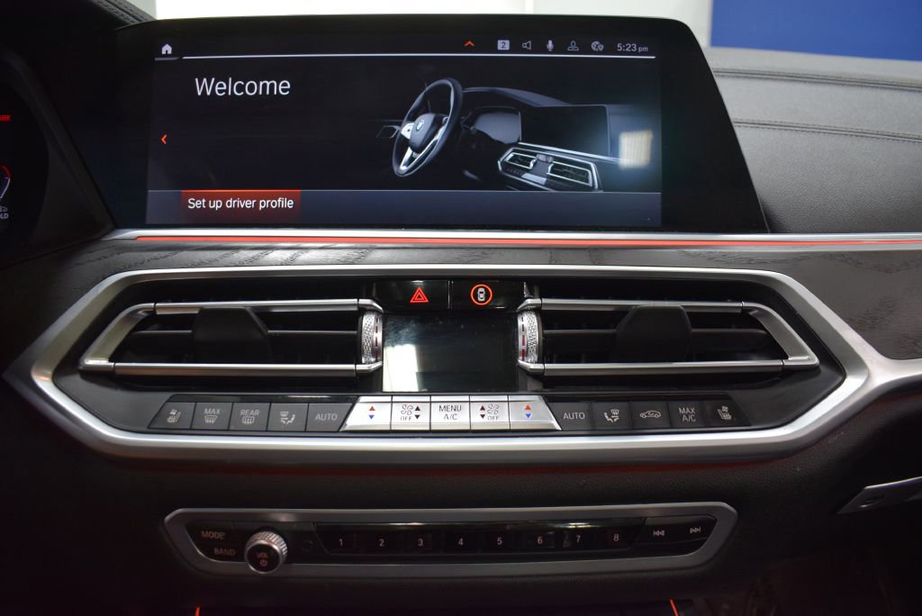 Used 2020 BMW X7 xDrive40i w/ Premium Package image 28