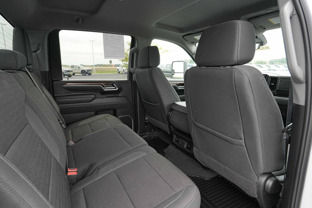 Used 2014 RAM 1500 Outdoorsman AWD/4WD image 24