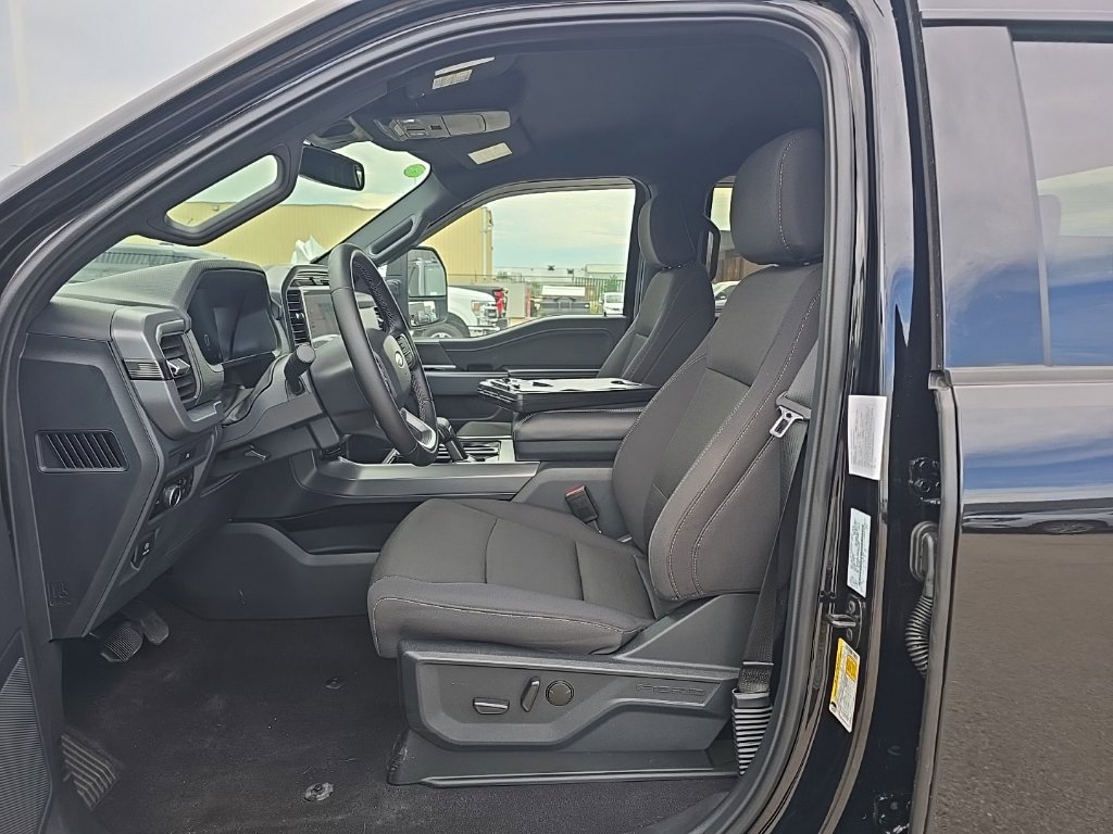 Used 2025 Ford F150 XLT w/ Equipment Group 302A MID AWD/4WD image 11