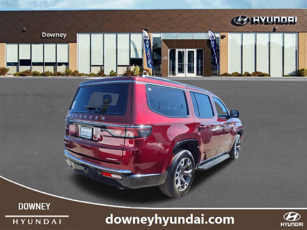 Used 2024 Jeep Wagoneer Series III AWD/4WD image 4
