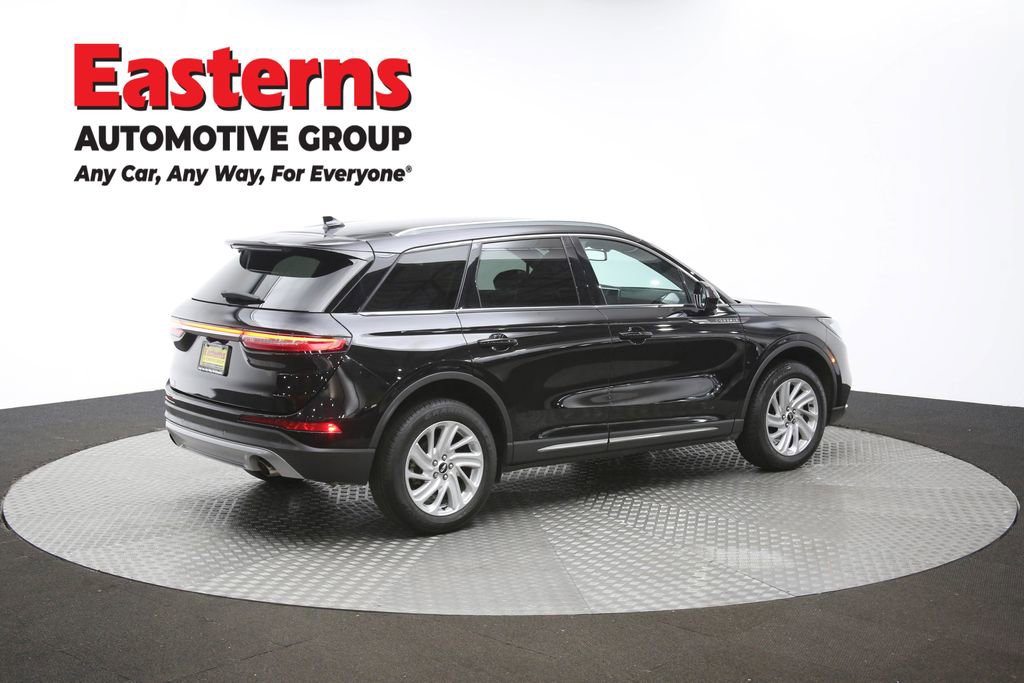 Used 2021 Lincoln Corsair AWD image 43