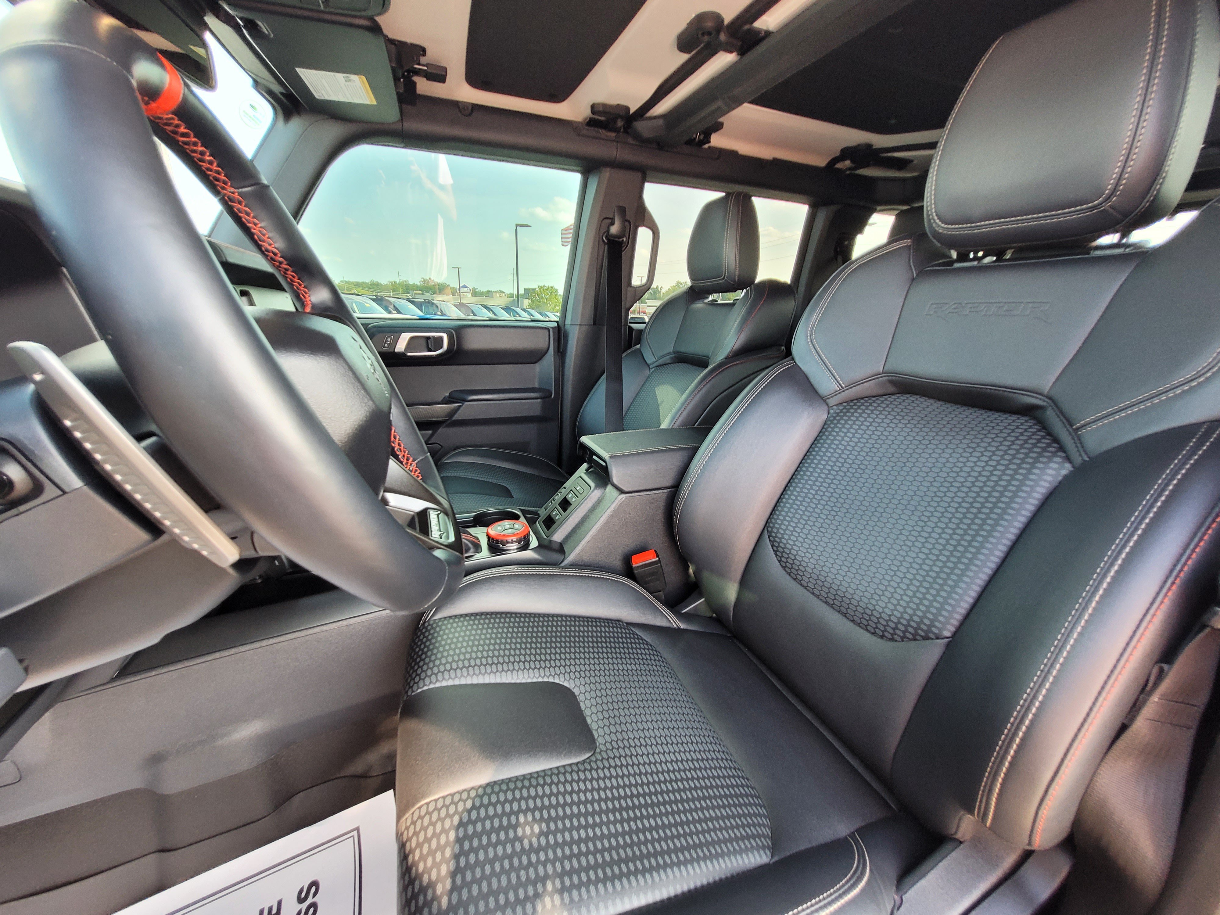 Used 2025 Ford Bronco Raptor AWD/4WD image 29