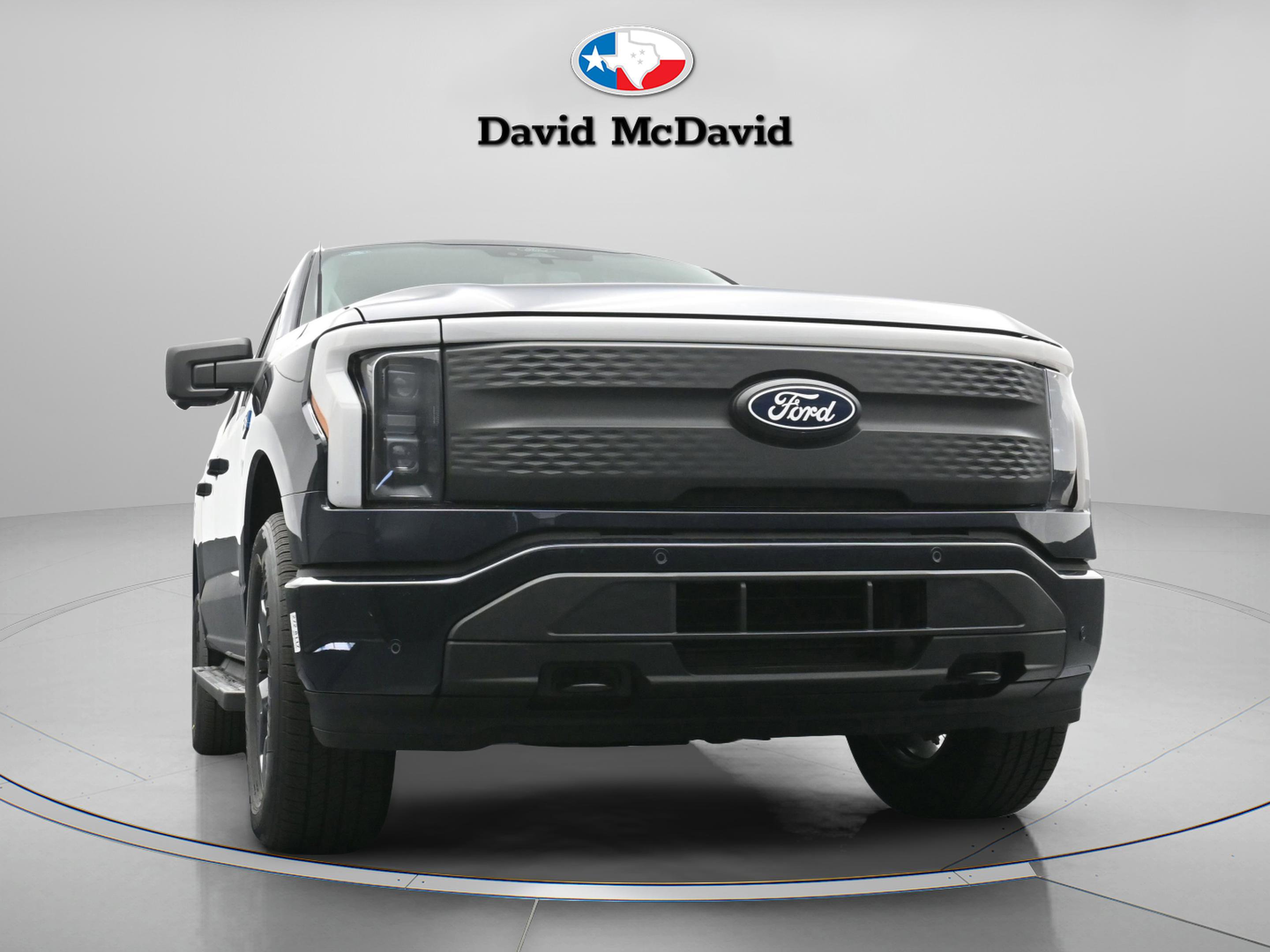 New 2025 Ford F150 Lightning Flash image 26