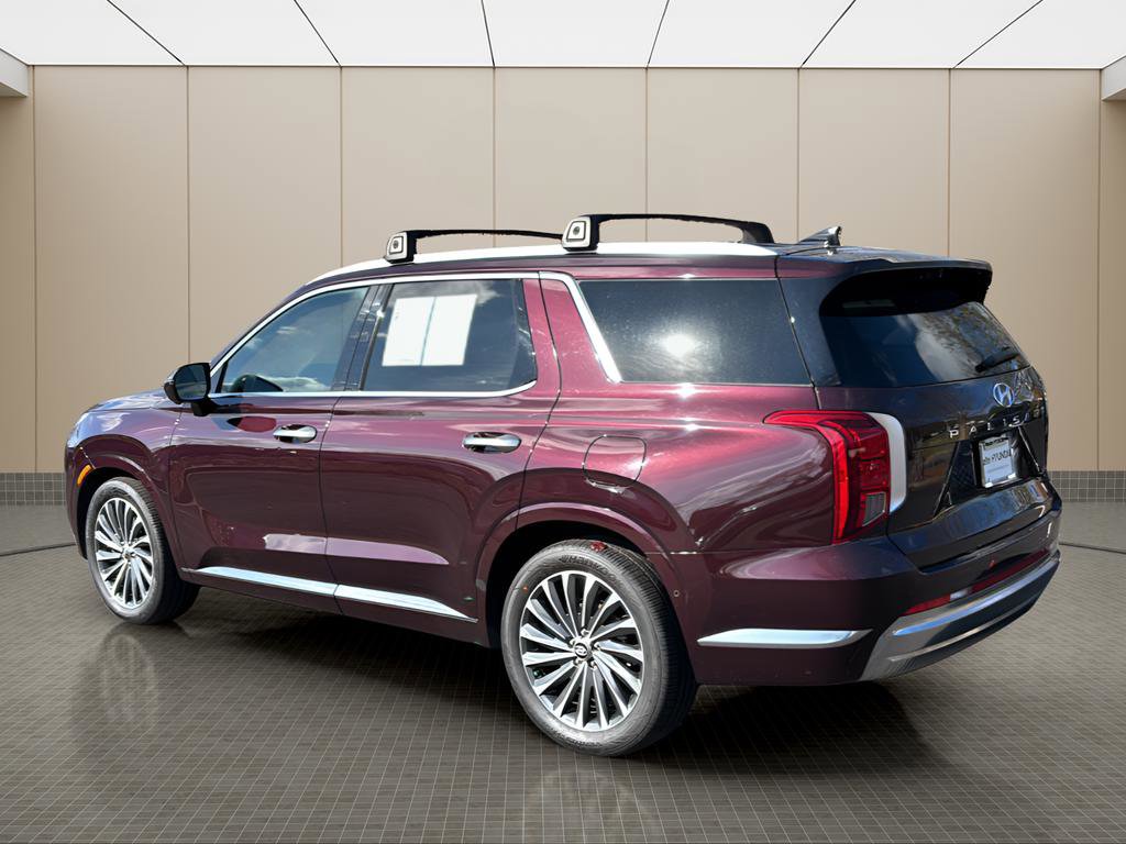 Used 2023 Hyundai Palisade Calligraphy w/ Cargo Package image 3
