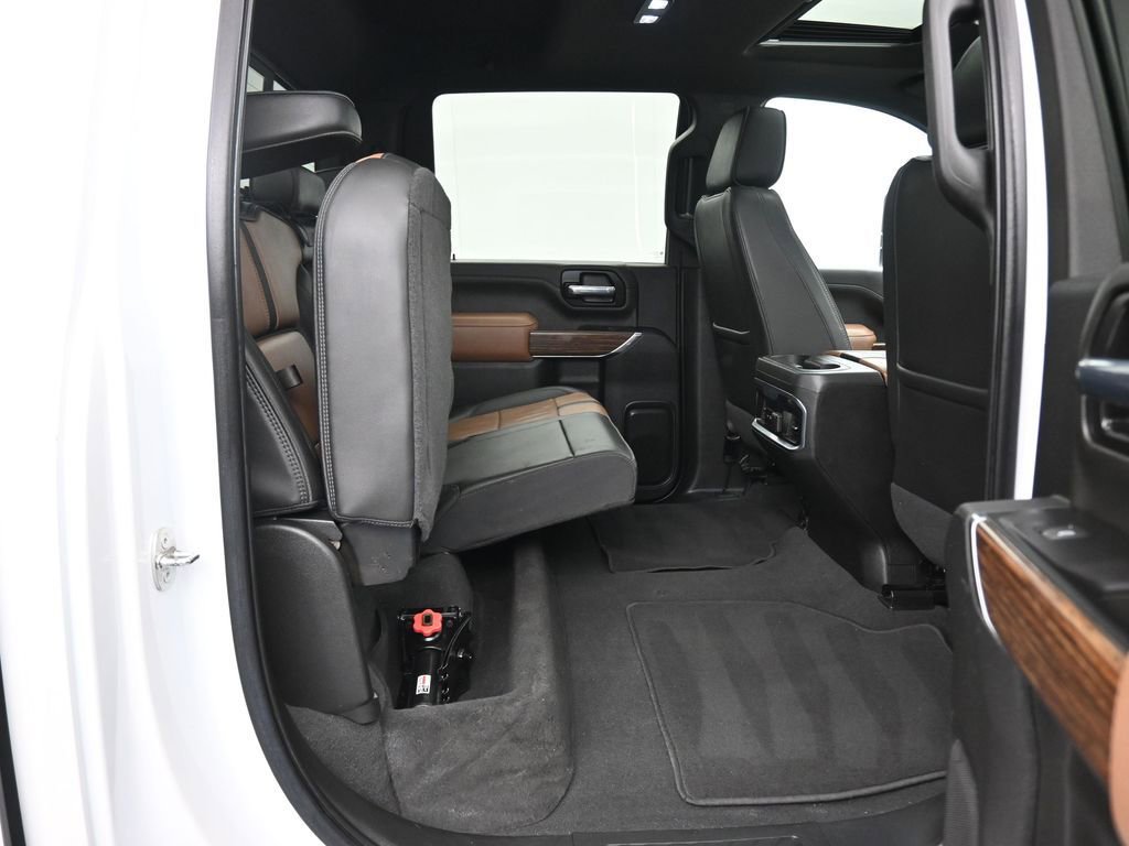 Used 2022 Chevrolet Silverado 2500 High Country w/ Safety Package II image 53