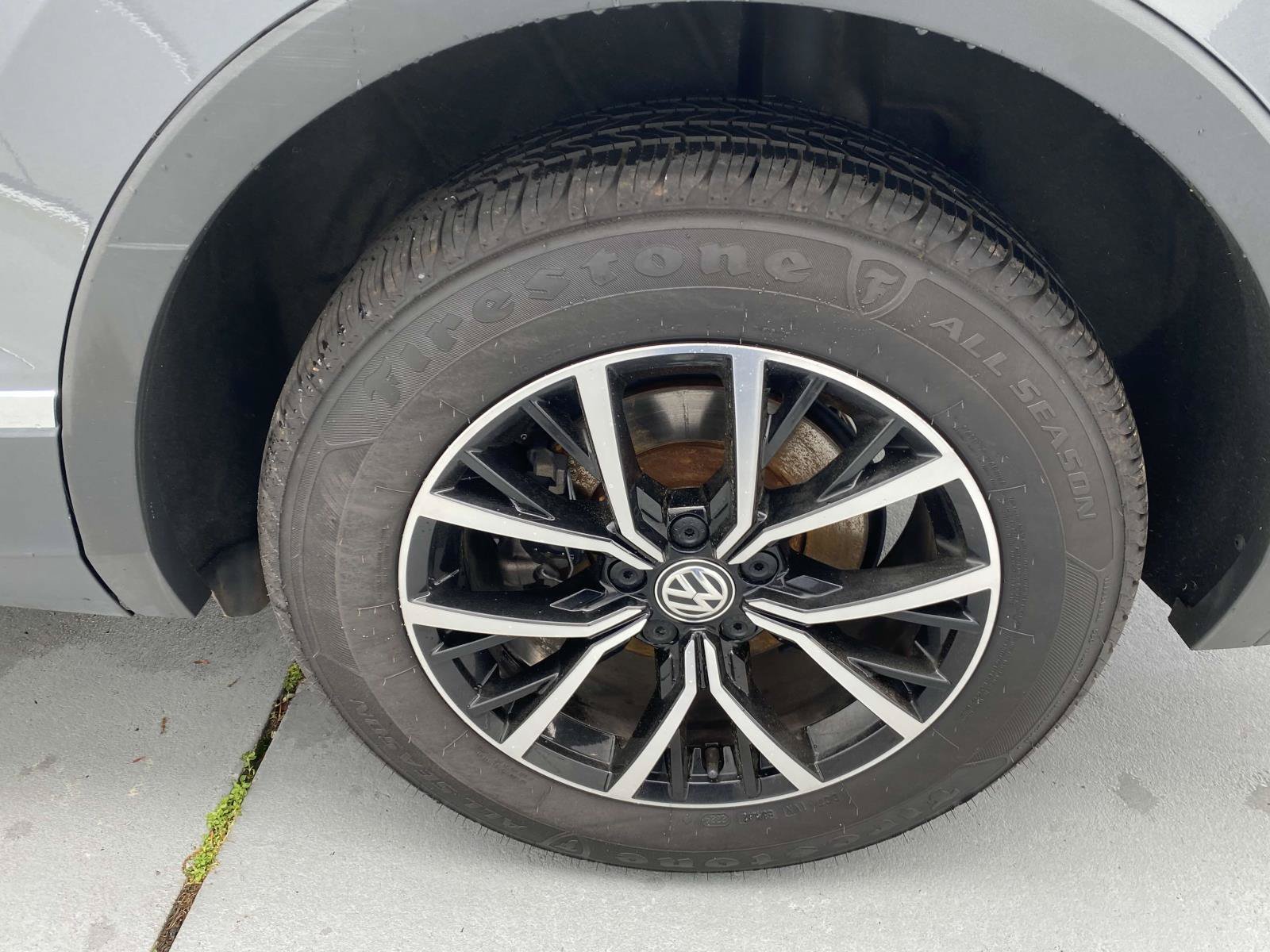 Used 2021 Volkswagen Tiguan S FWD image 9