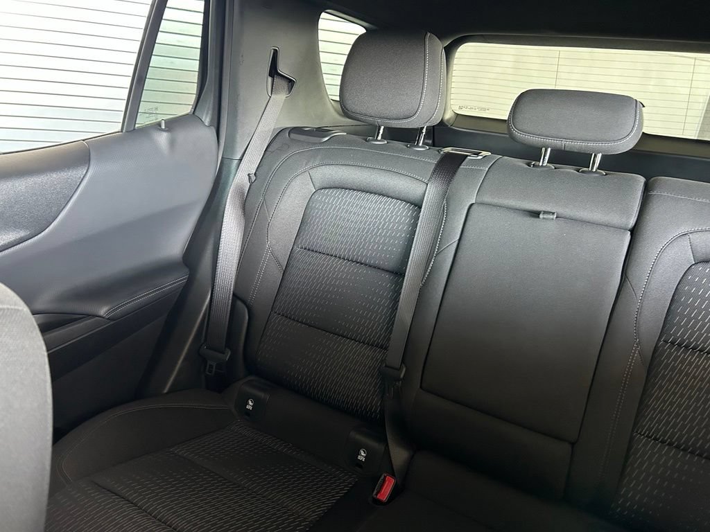 Used 2026 Chevrolet Equinox LT FWD image 12