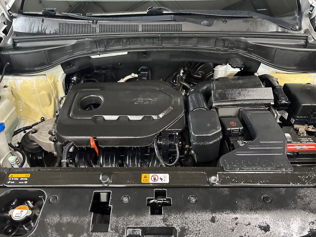Used 2017 Hyundai Santa Fe Sport image 13