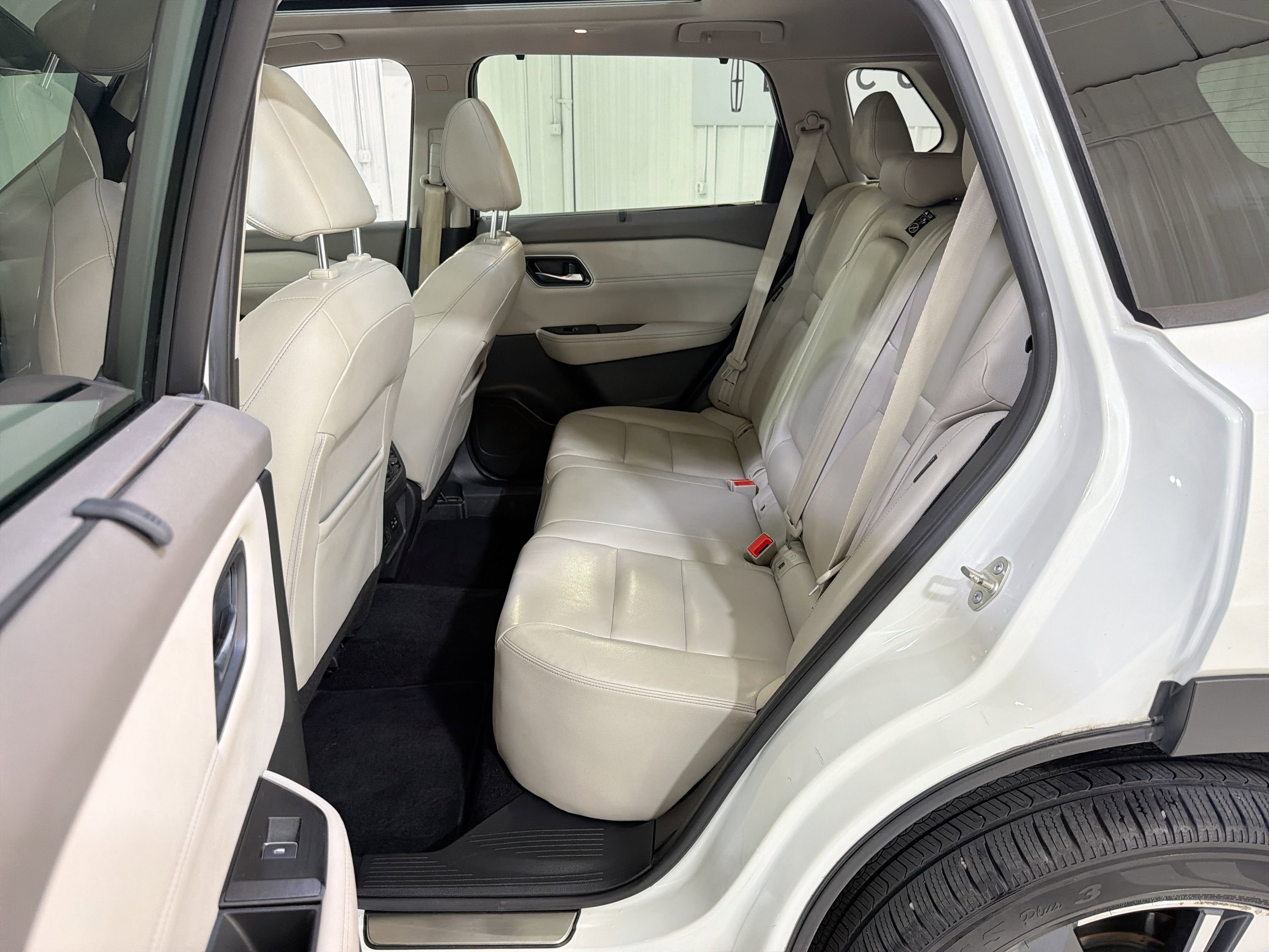 Used 2021 Nissan Rogue SL w/ Premium Package FWD image 25