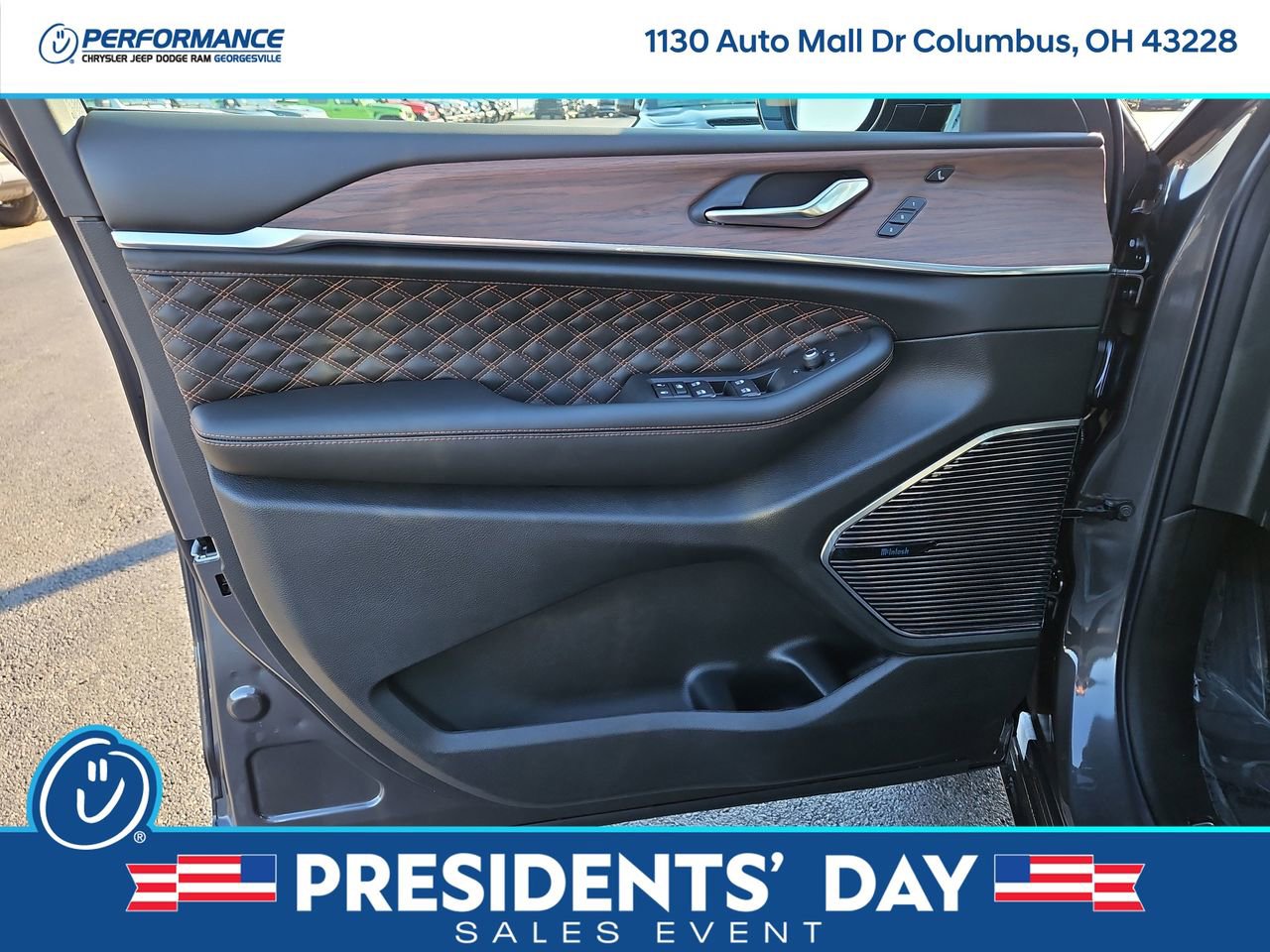 New 2025 Jeep Grand Cherokee Summit w/ Adv Protech Group IV image 19