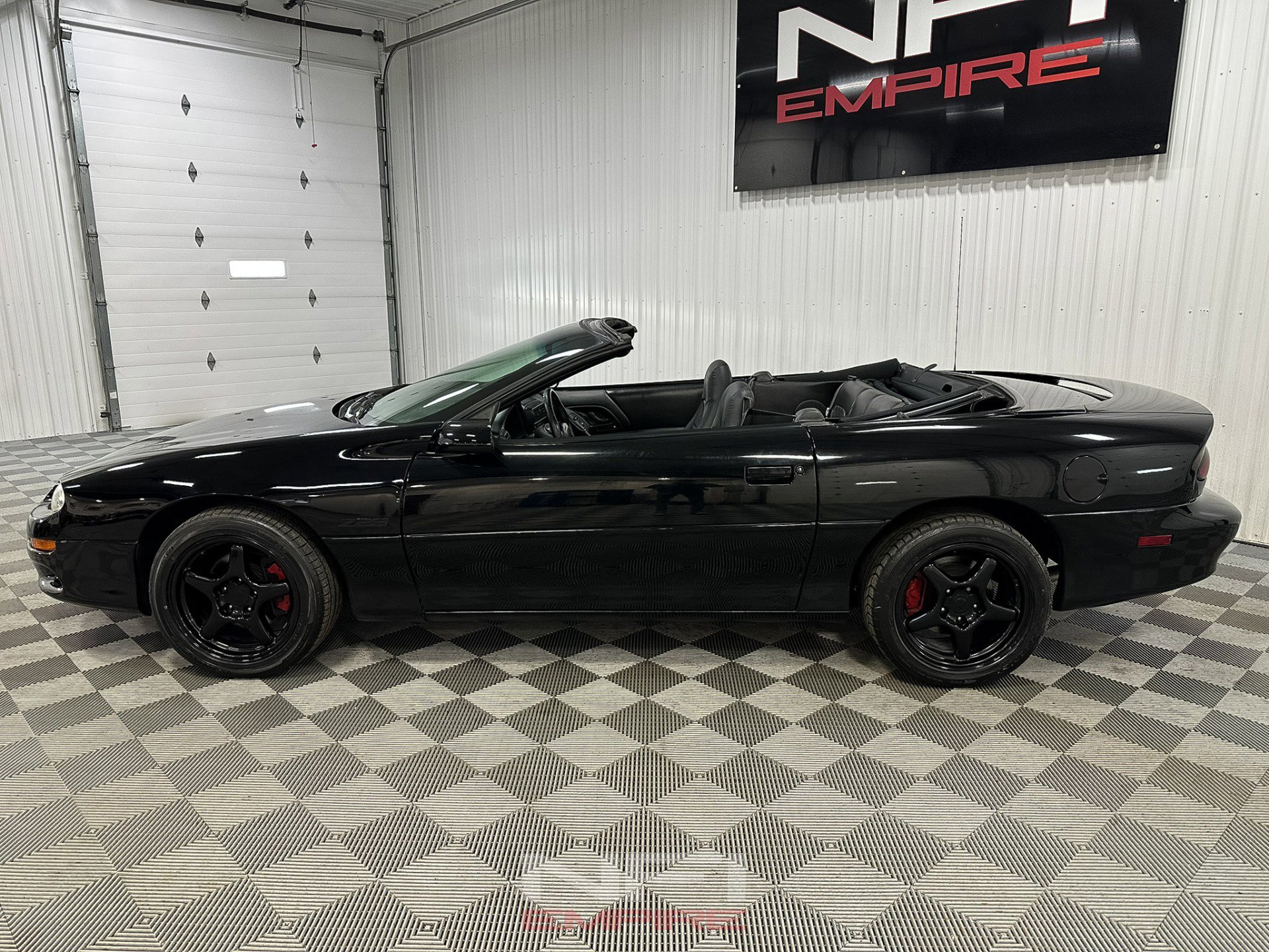 Used 2002 Chevrolet Camaro Z28 image 3