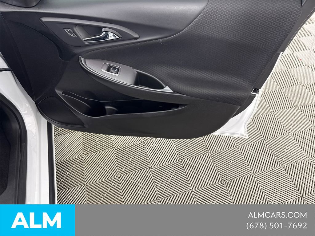 Used 2024 Chevrolet Malibu LT image 18