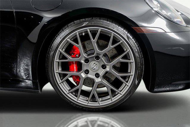 Used 2024 Porsche 911 Carrera 4S AWD/4WD image 8