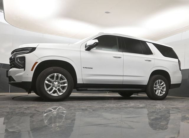 Used 2025 Chevrolet Tahoe LT AWD/4WD image 12