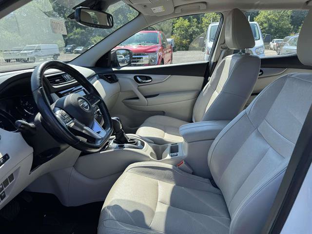 Used 2020 Nissan Rogue Sport SL w/ Premium Package AWD/4WD image 13