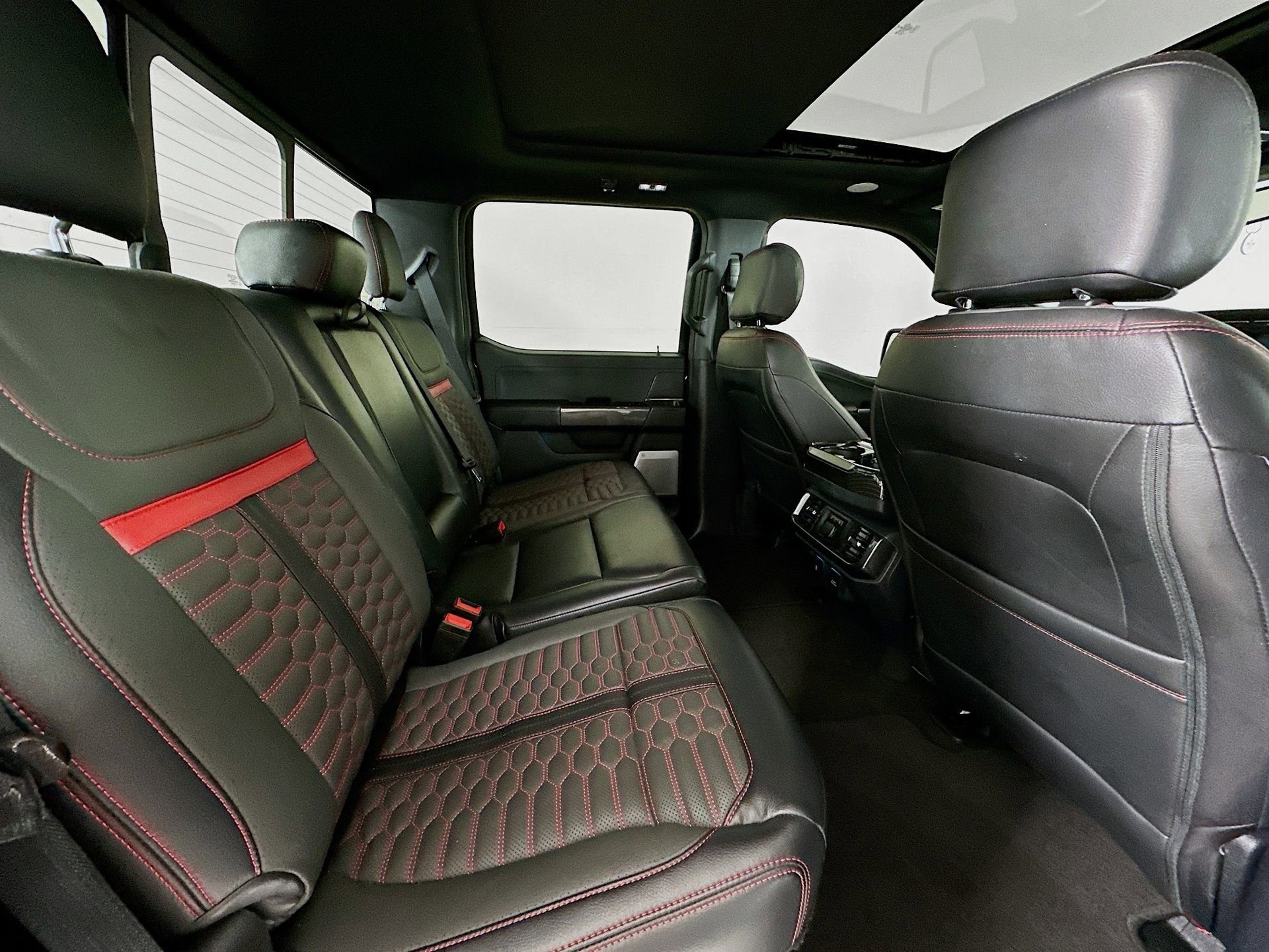 Used 2023 Ford F150 Lariat w/ Equipment Group 502A High image 29