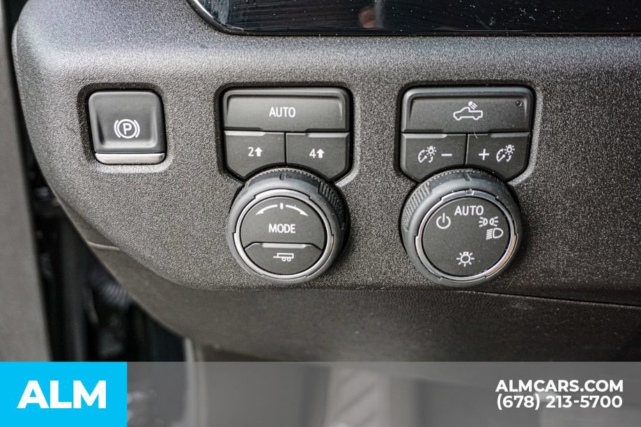 Used 2026 Chevrolet Silverado 1500 LT AWD/4WD image 44