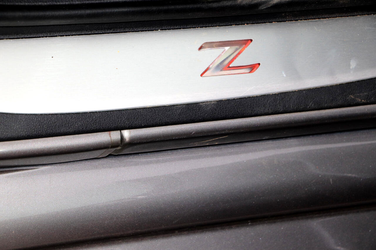 Used 2010 Nissan 370Z Touring image 11