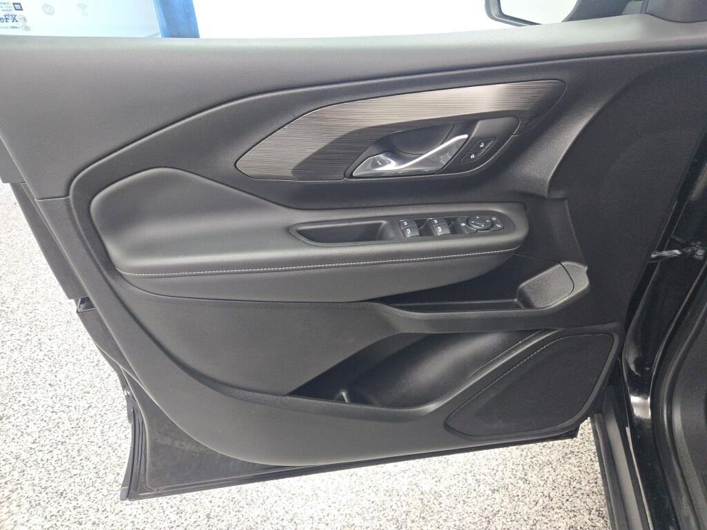 Certified 2024 GMC Terrain SLE image 22