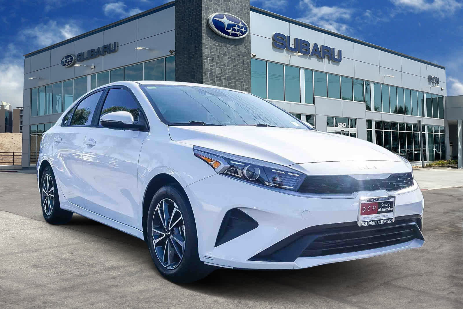 Used 2023 Kia Forte LXS w/ LXS Technology Package image 3