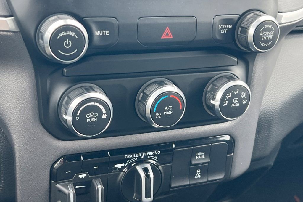 Used 2021 RAM 1500 Big Horn image 16