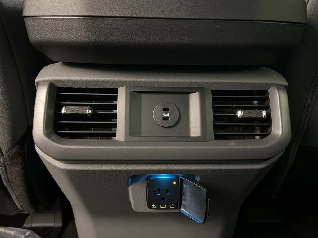 New 2025 Ford F150 Lightning Flash image 30