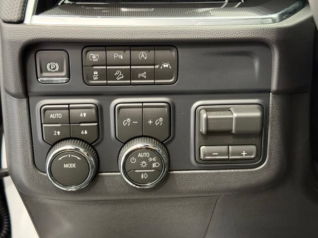 New 2026 Chevrolet Tahoe RST w/ Sun And Tow Package AWD/4WD image 39