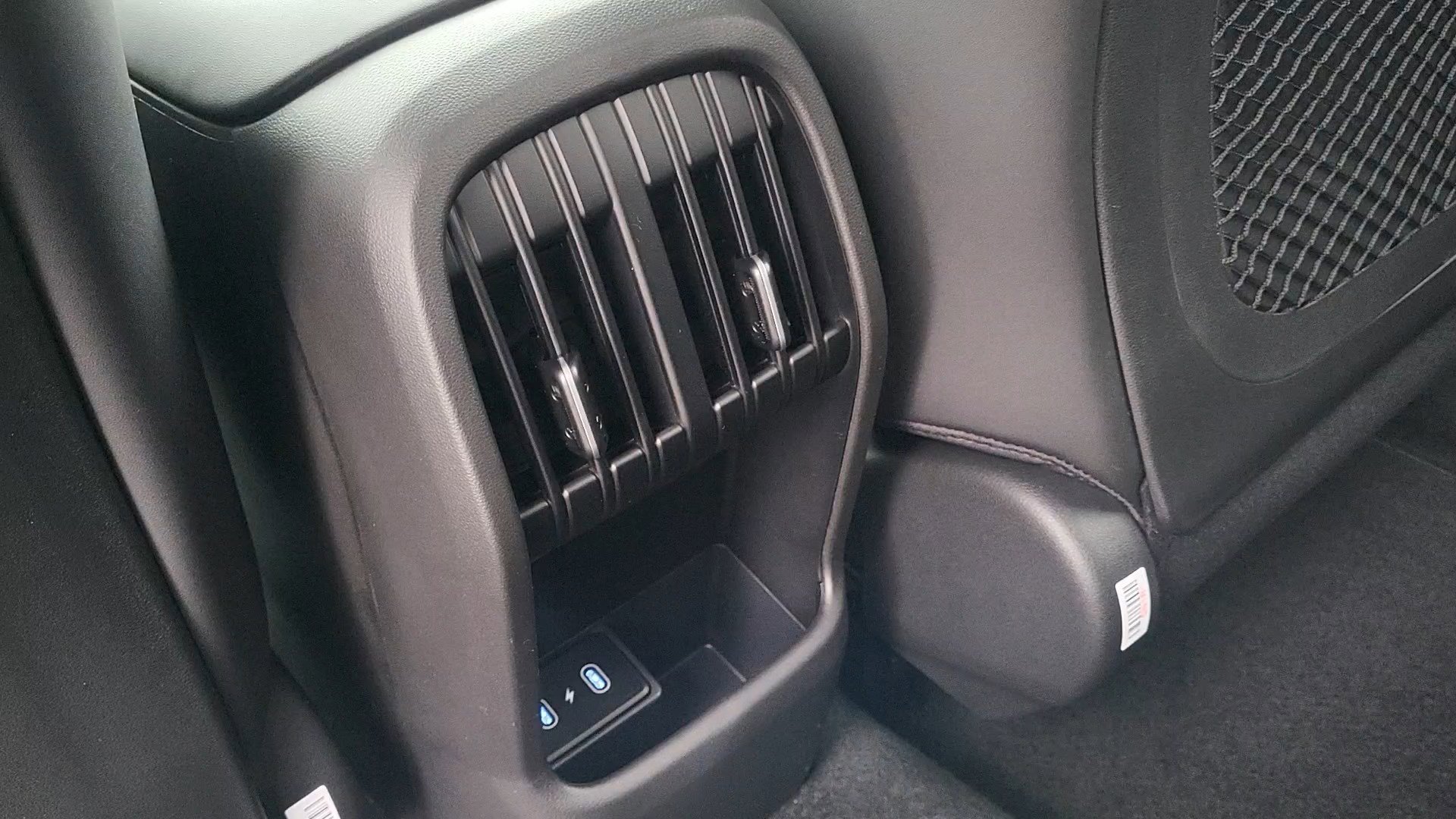 New 2026 Hyundai Kona SEL Premium image 19