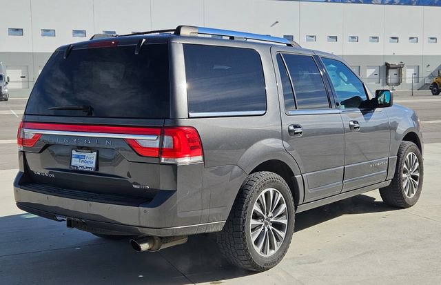 Used 2015 Lincoln Navigator 4WD image 5