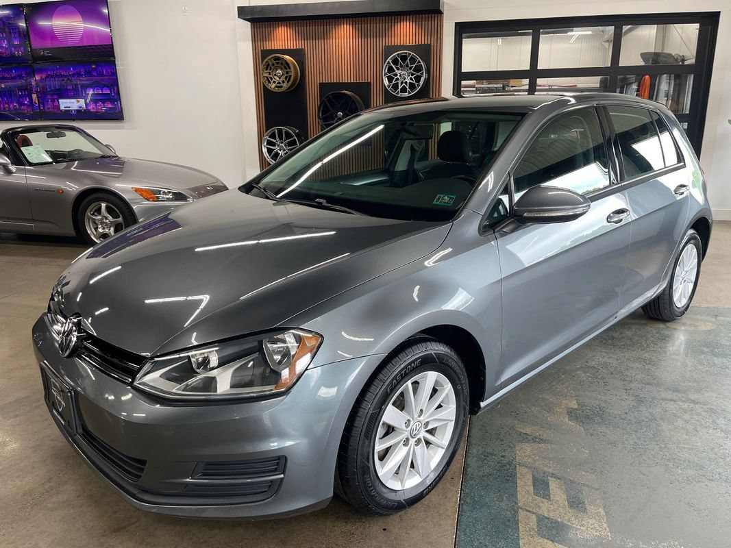 Used 2016 Volkswagen Golf S FWD image 4