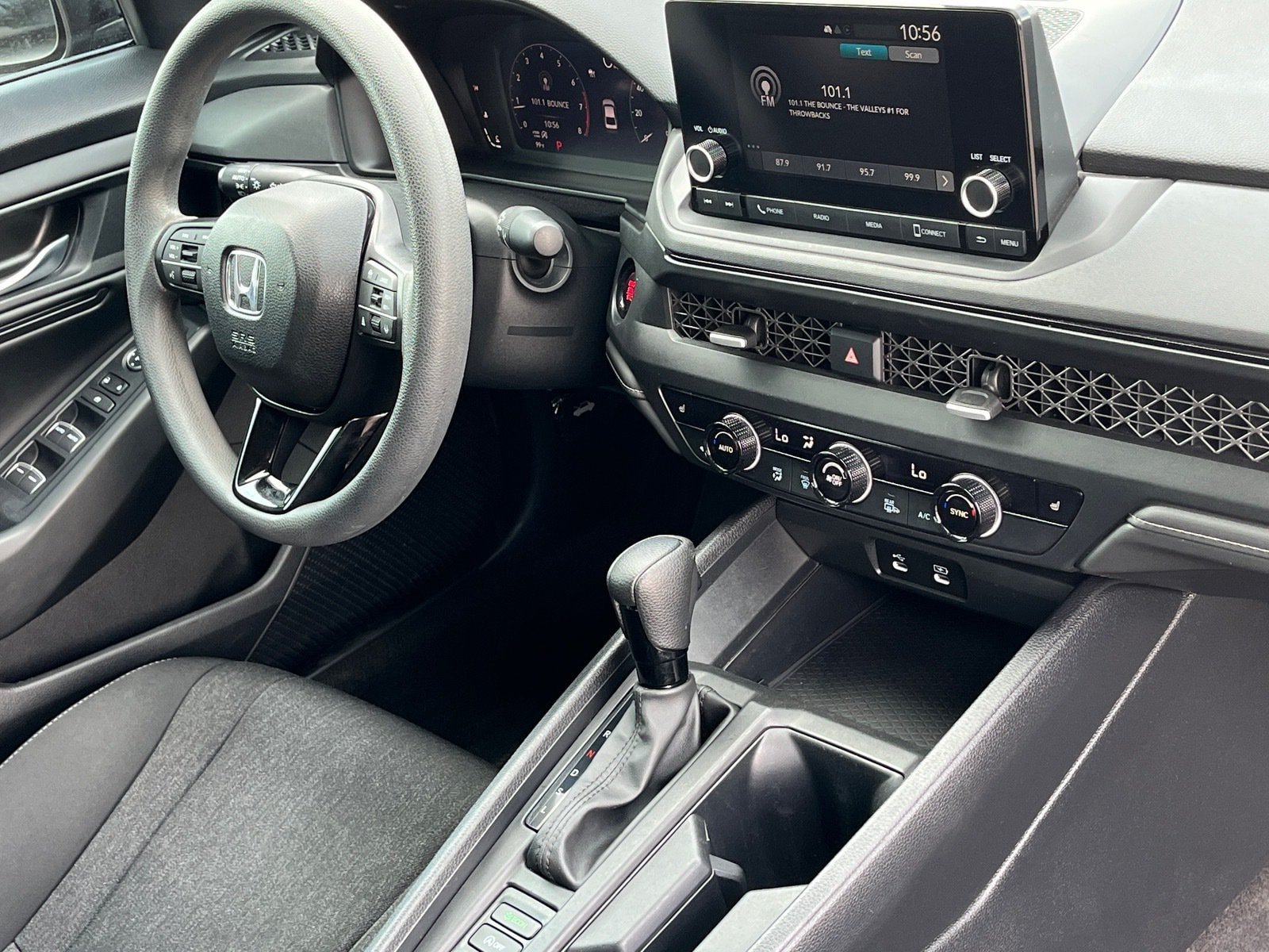 Used 2023 Honda Accord EX image 9