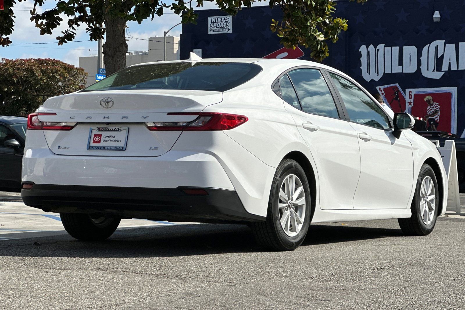 Certified 2025 Toyota Camry LE FWD image 4