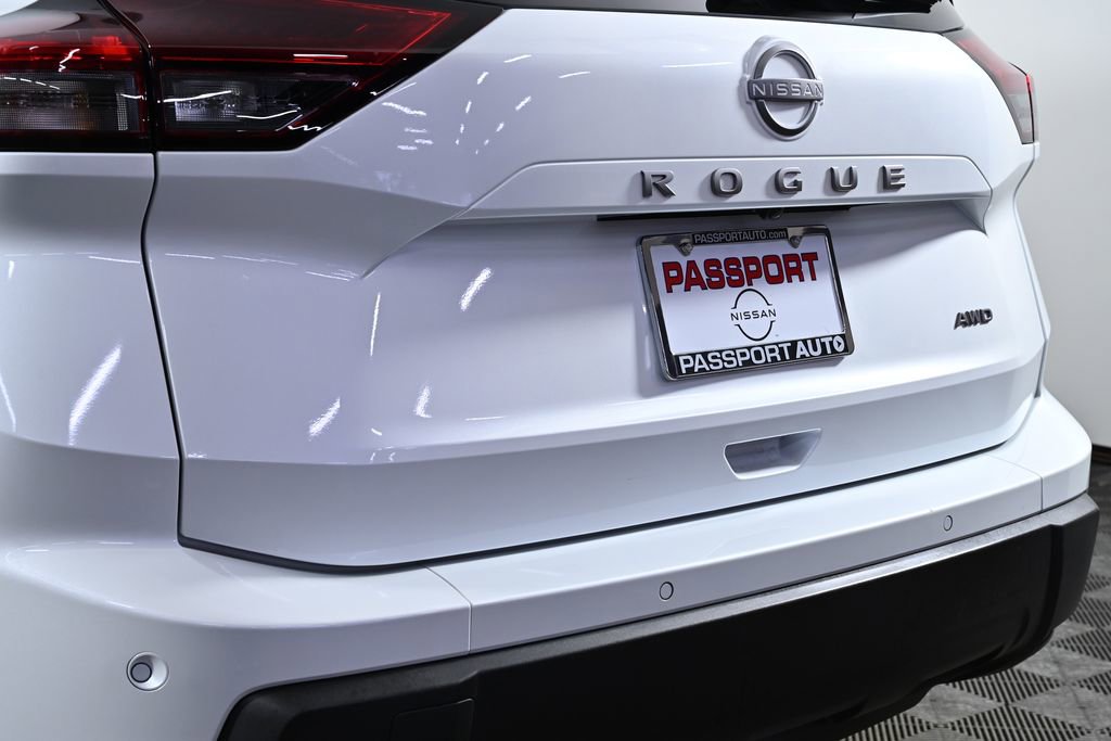 Certified 2025 Nissan Rogue S image 7